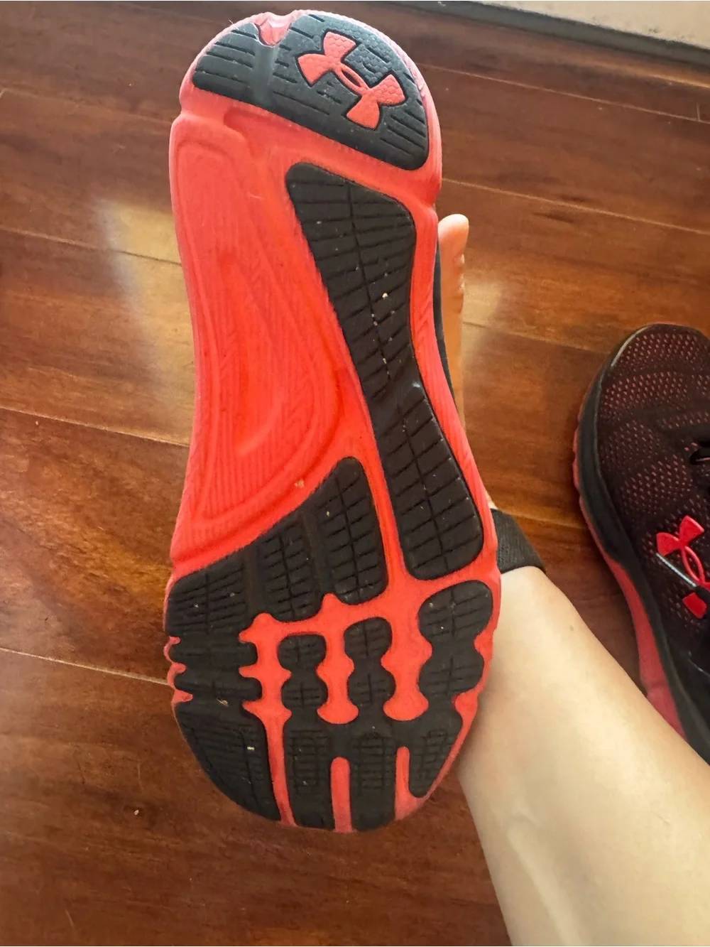 Under Armour Men’s Black and Red Training Sneakers
